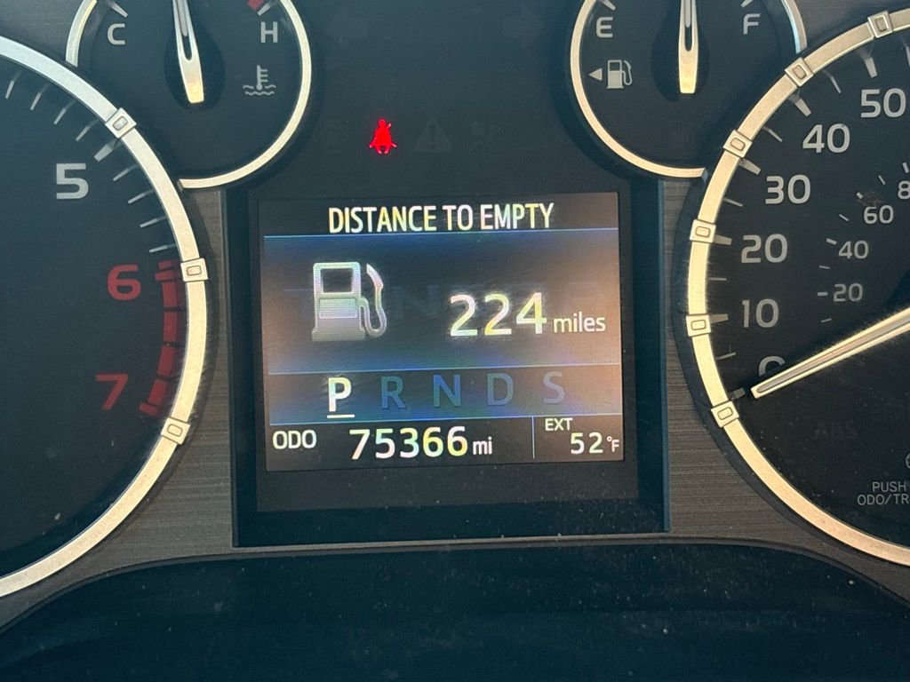 Used 2017 Toyota Tundra Limited w/ Limited Premium Package image 19