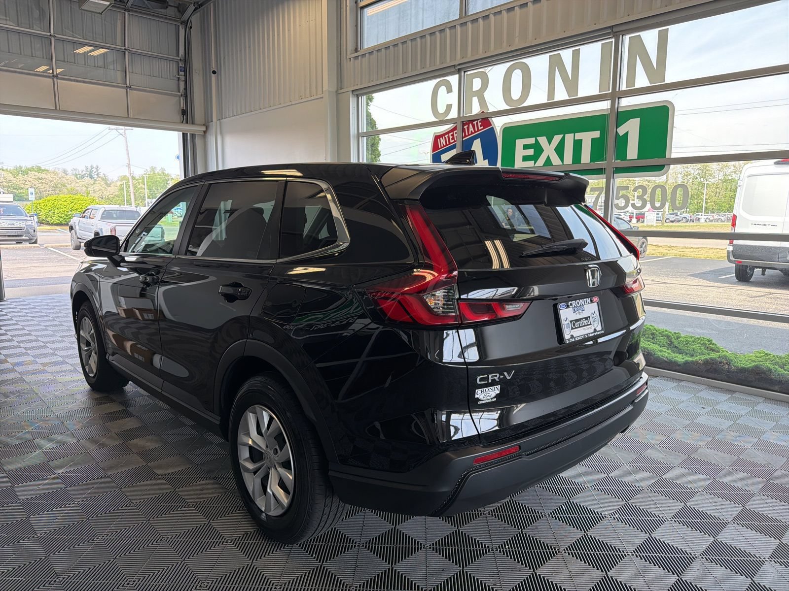Used 2025 Honda CR-V LX image 4
