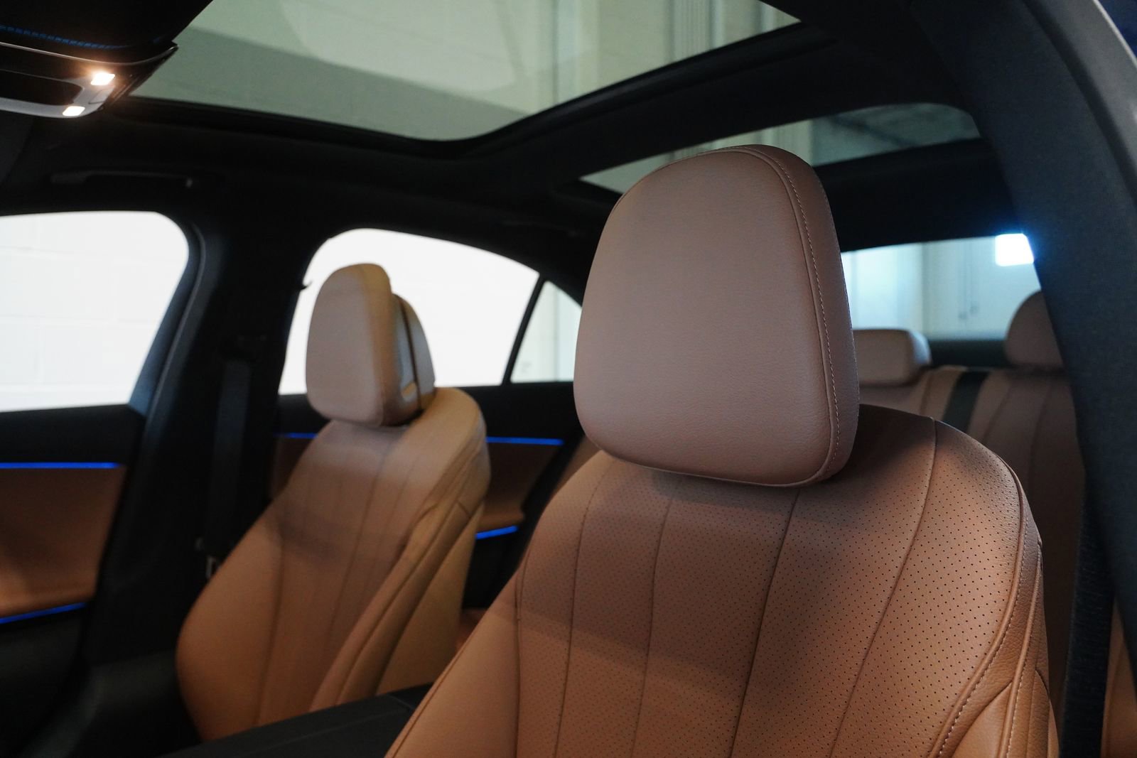 New 2026 Mercedes-Benz E 450 4MATIC Sedan image 15