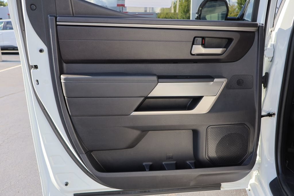 Used 2023 Toyota Tundra SR5 w/ SR5 Convenience Package AWD/4WD image 15