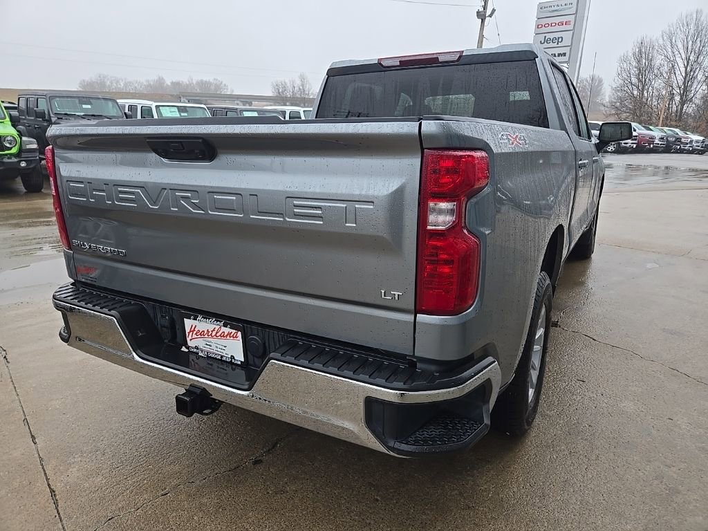 Used 2025 Chevrolet Silverado 1500 LT image 10