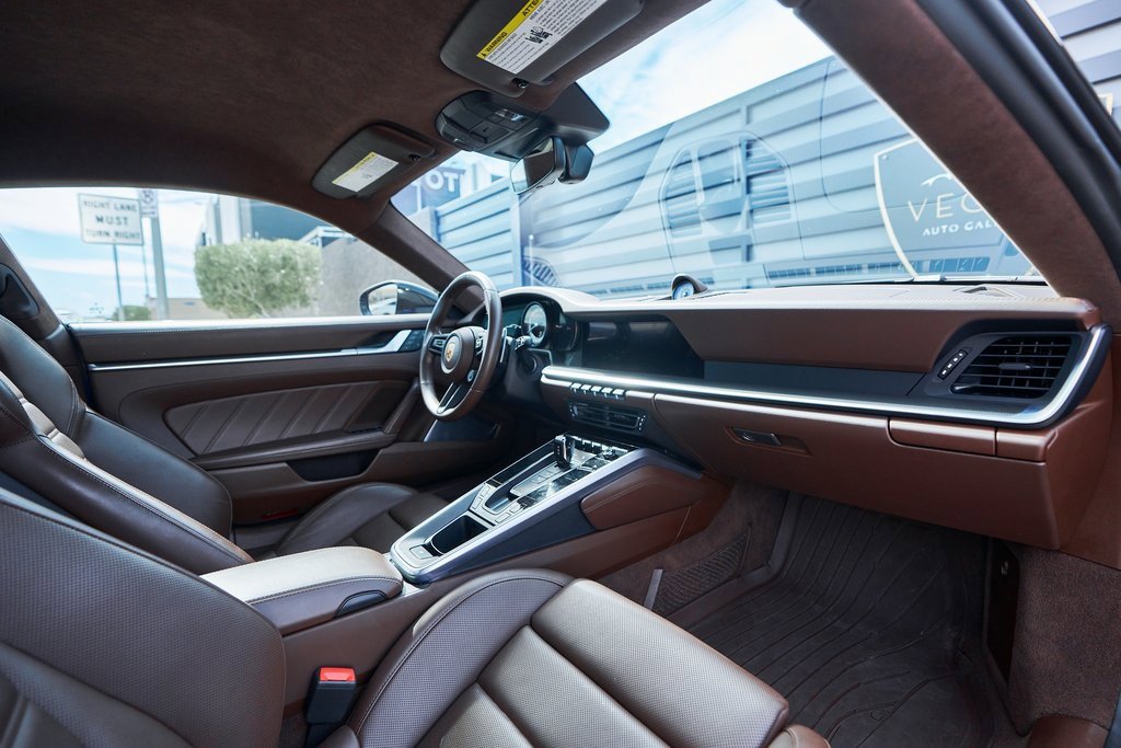 Used 2022 Porsche 911 Turbo S image 38