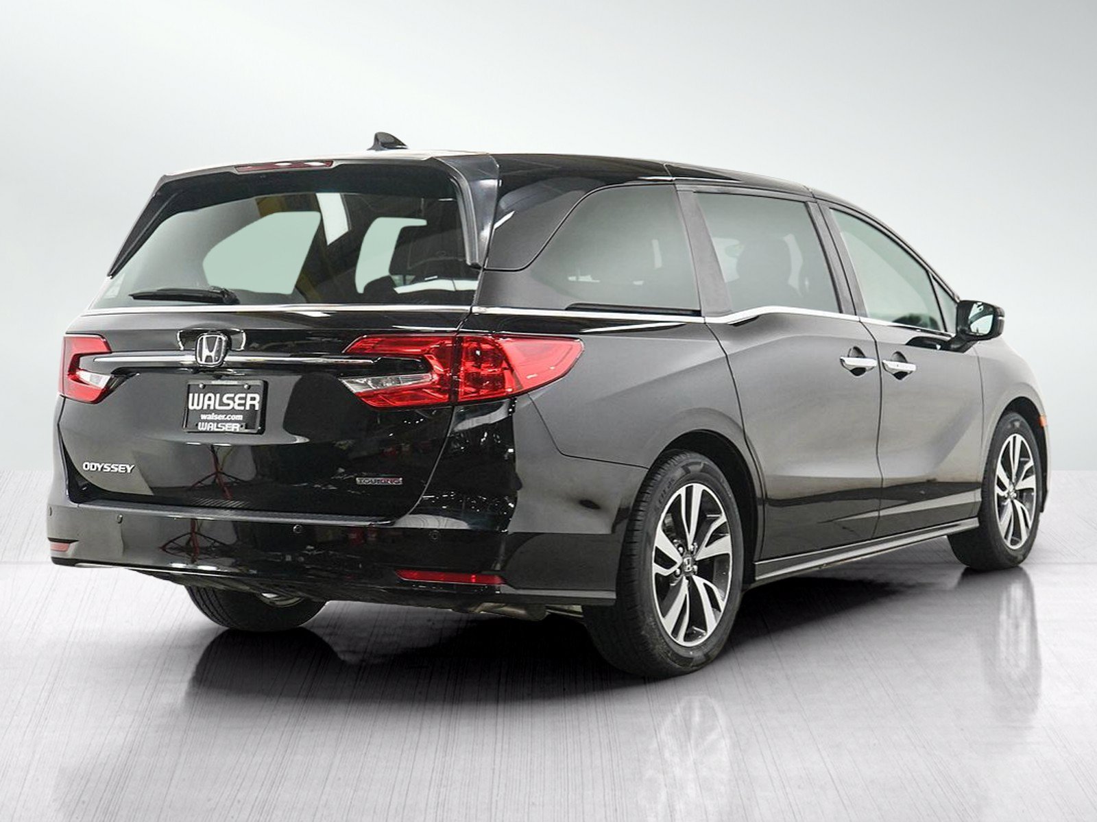 Used 2022 Honda Odyssey Touring image 5
