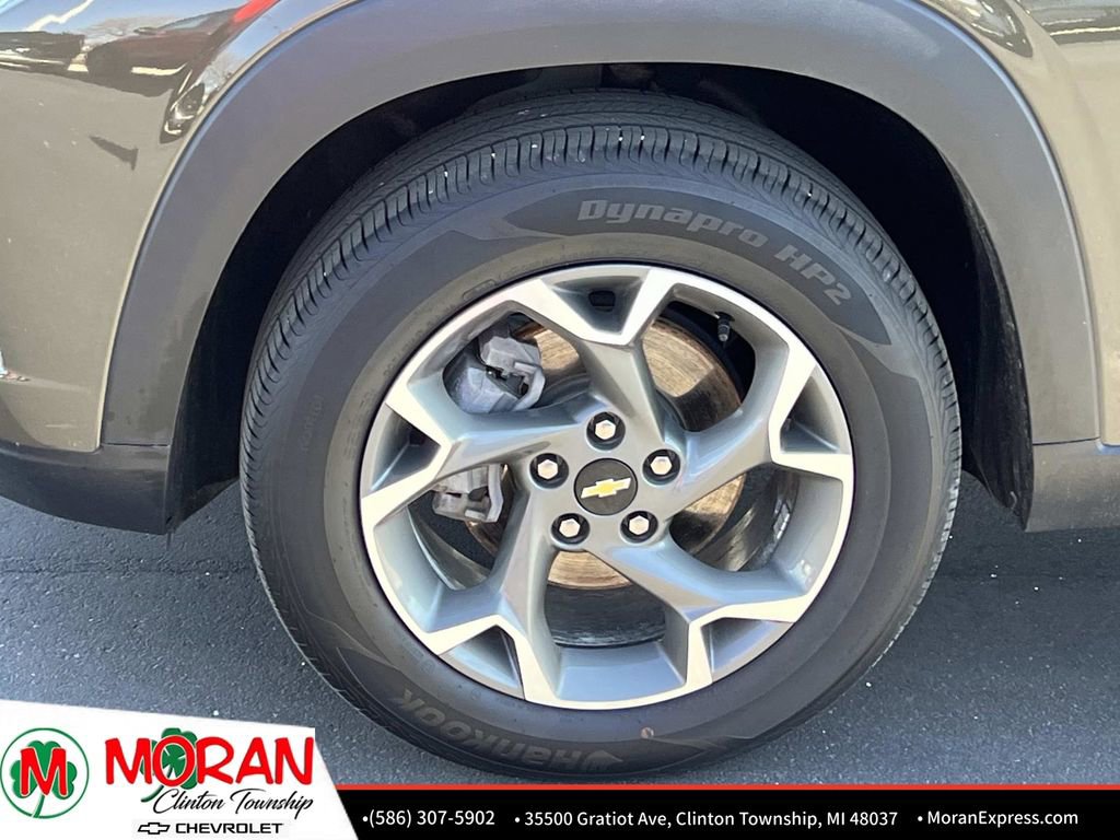 Certified 2024 Chevrolet Trax LT w/ Driver Confidence Package image 10
