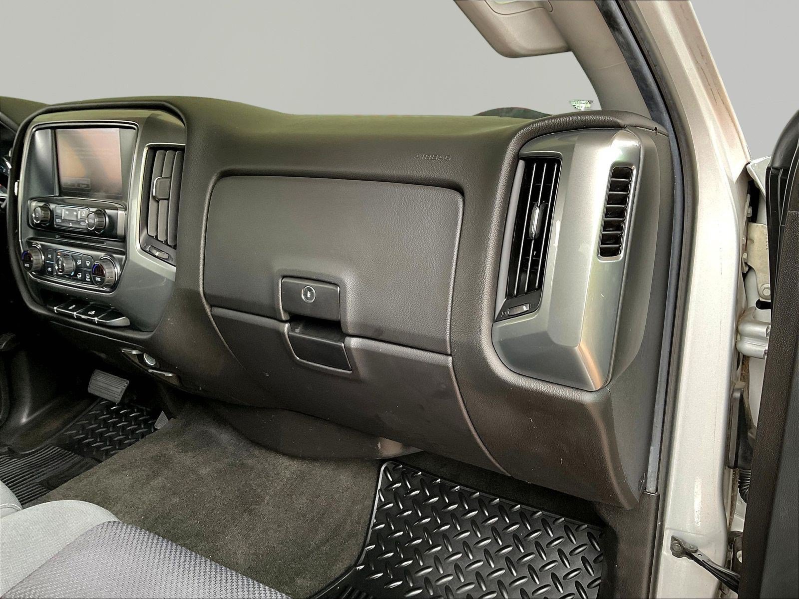 Used 2018 Chevrolet Silverado 1500 LT w/ All Star Edition AWD/4WD image 27