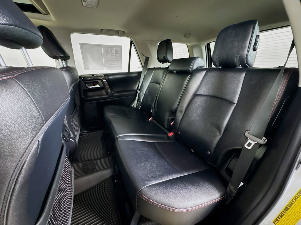Certified 2024 Toyota 4Runner TRD Off-Road Premium w/ Moonroof Package AWD/4WD image 24