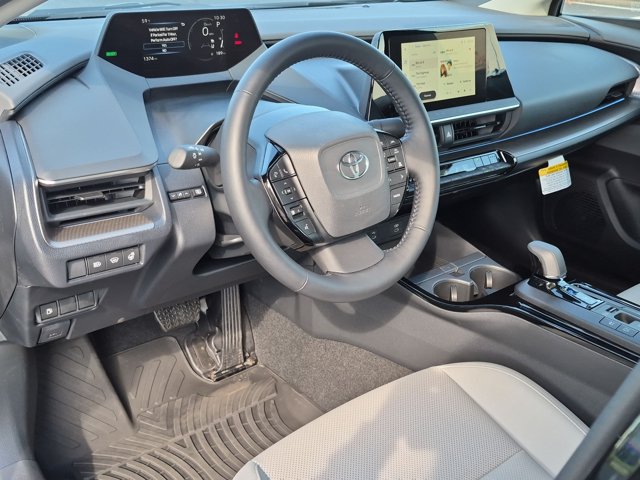 Certified 2027 Toyota Prius XLE FWD image 4