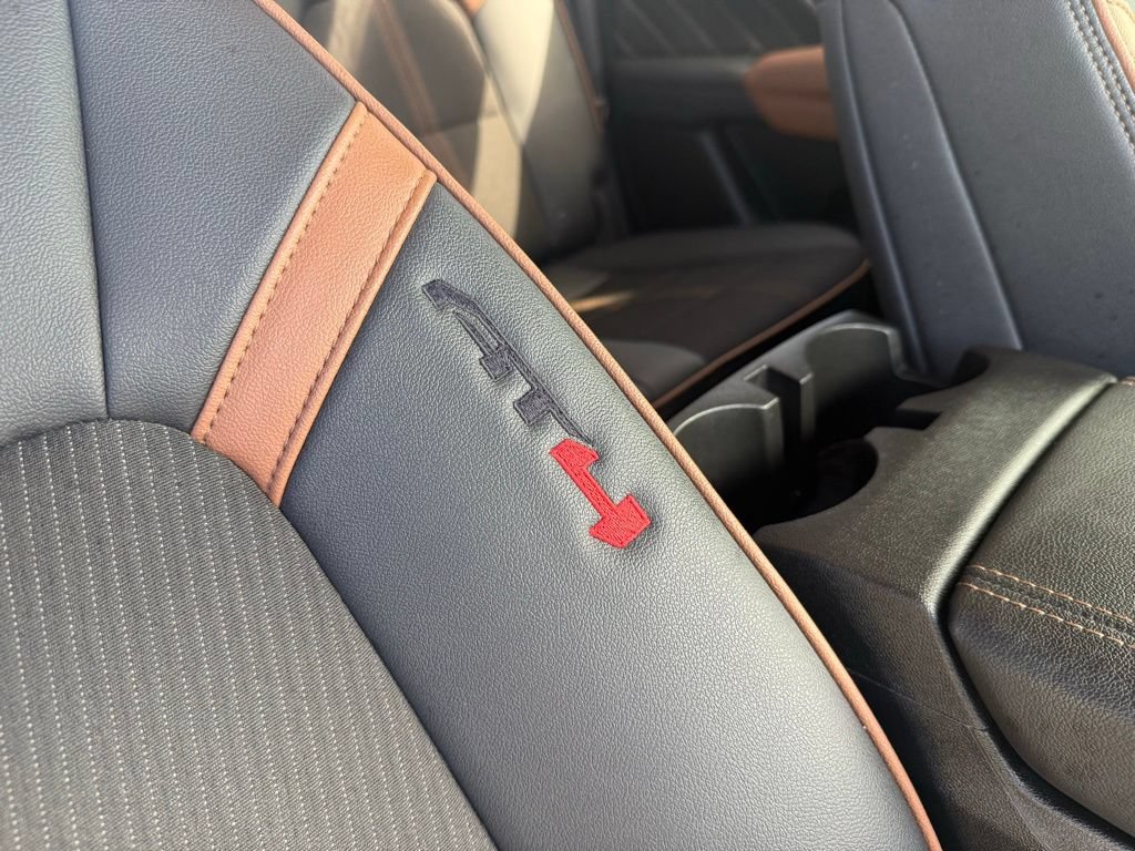 Used 2024 GMC Canyon AT4 AWD/4WD image 20