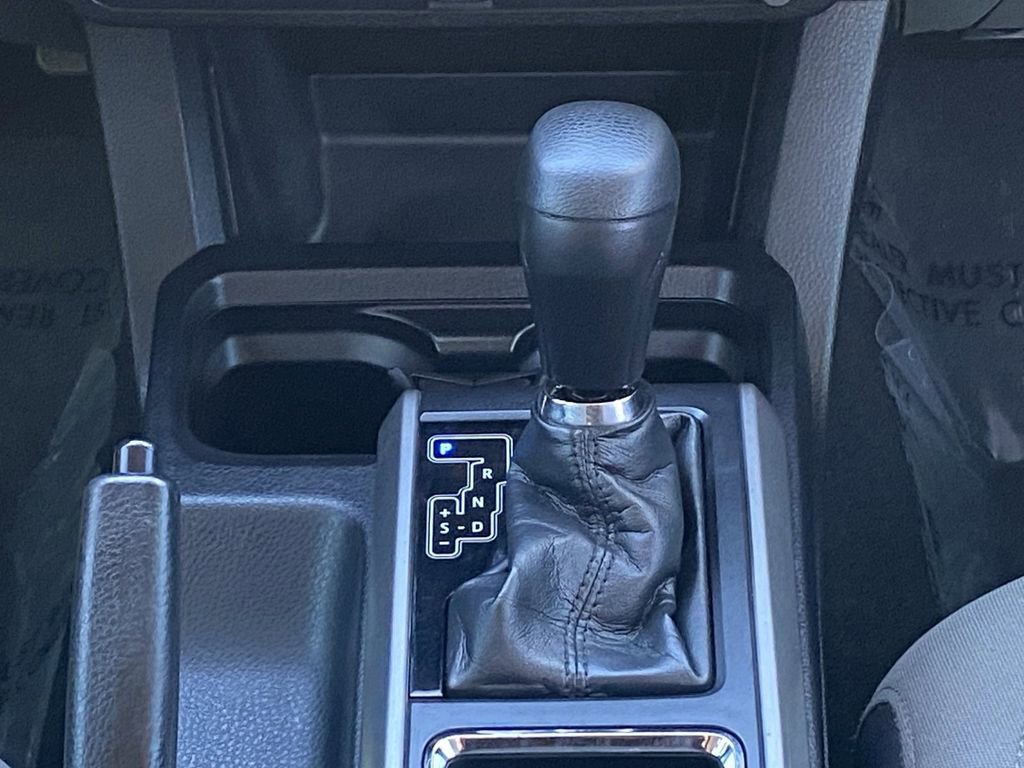Certified 2018 Toyota Tacoma SR5 RWD image 33