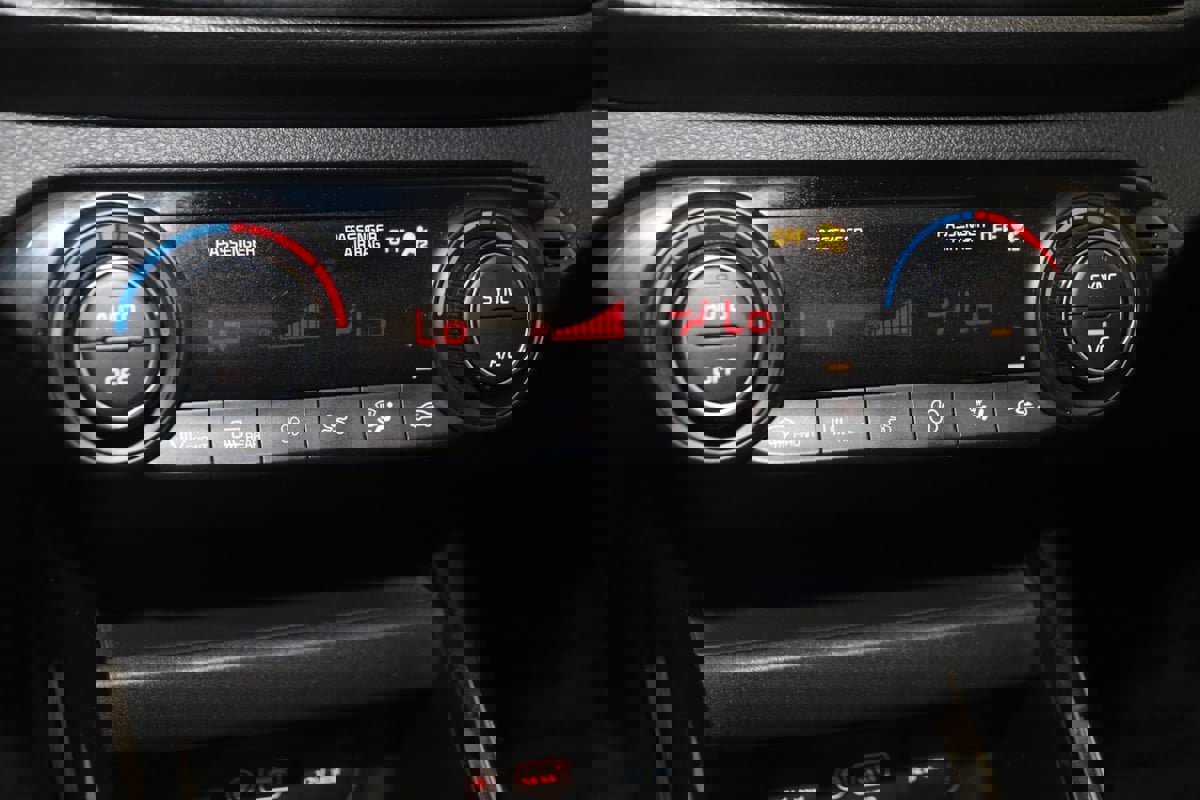 Used 2019 Kia Forte S w/ S Premium Package image 28