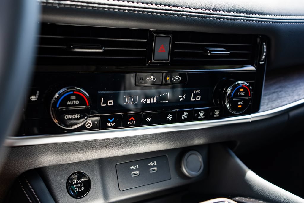 New 2026 Nissan Rogue Platinum AWD/4WD image 19