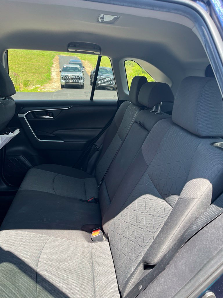 Used 2020 Toyota RAV4 XLE w/ All Weather Liner Package AWD/4WD image 6