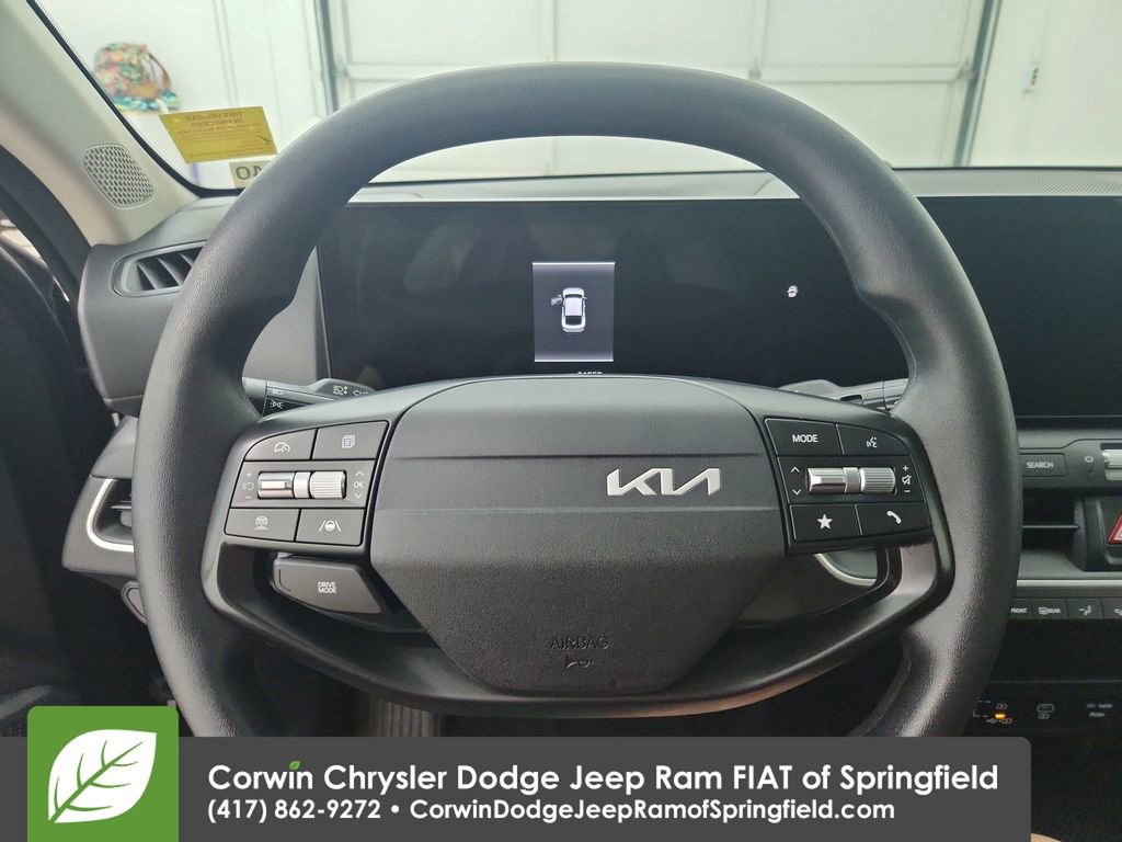 Used 2025 Kia K4 FWD image 21