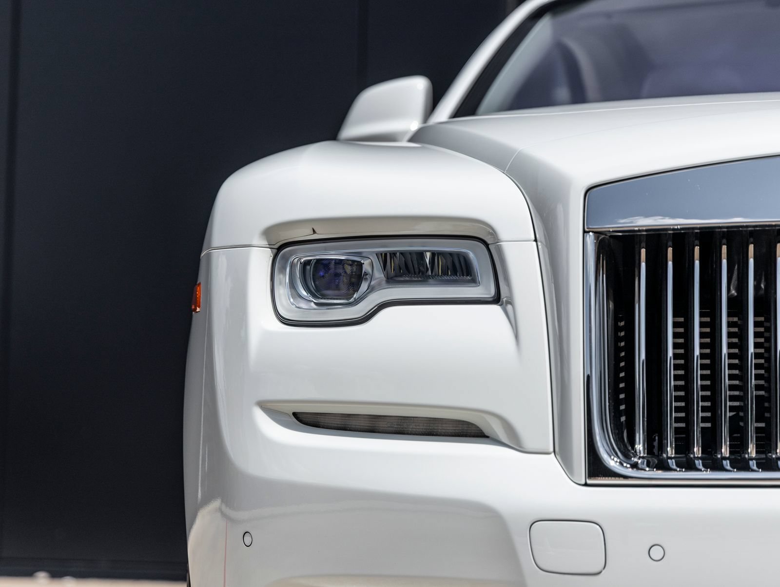 Used 2018 Rolls-Royce Wraith RWD image 21