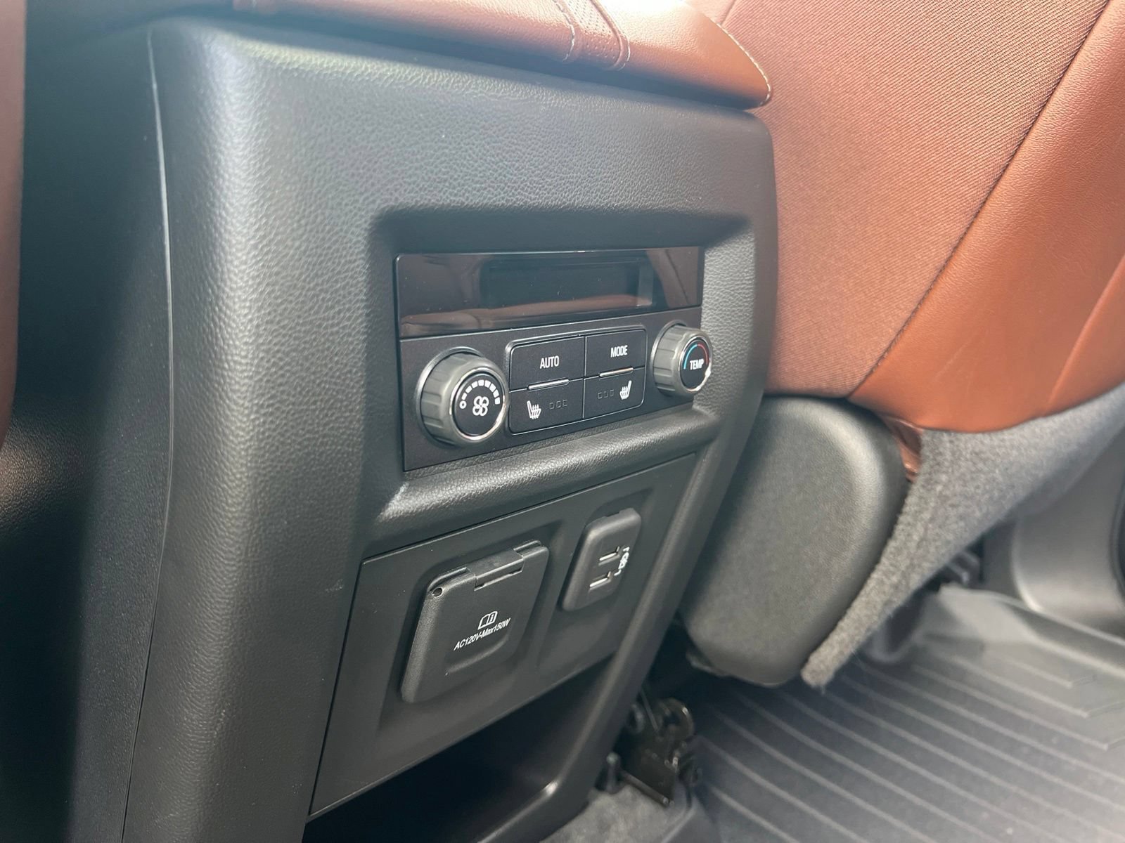 Used 2021 Chevrolet Traverse High Country FWD image 34