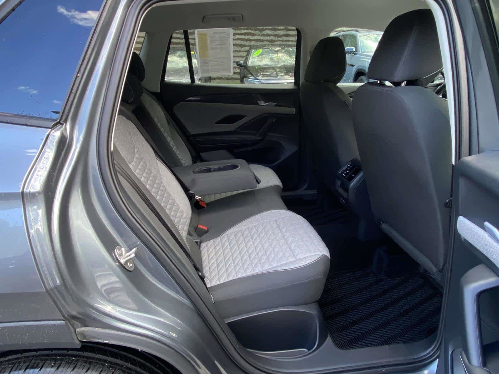 Certified 2025 Volkswagen Tiguan S AWD/4WD image 25
