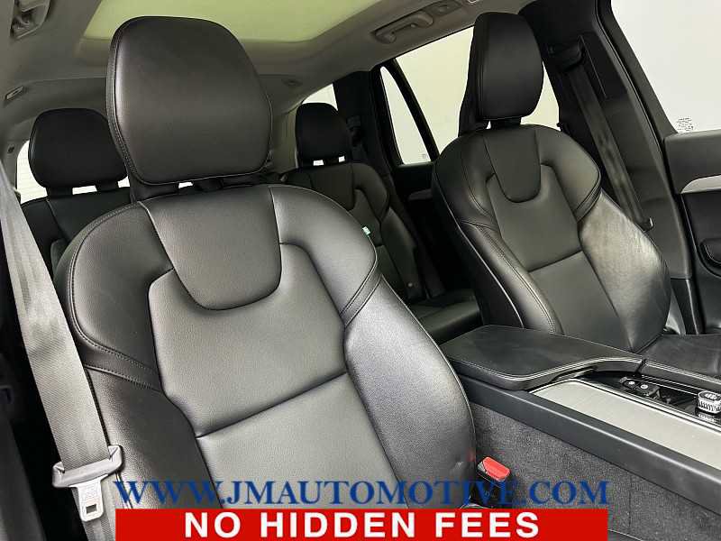 Used 2023 Volvo XC90 B5 Core w/ Protection Package Premier image 22