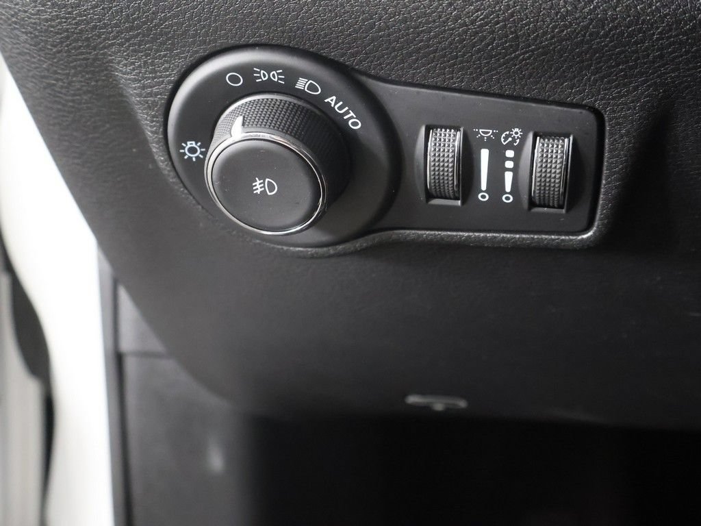 Used 2022 Jeep Compass Latitude AWD/4WD image 34