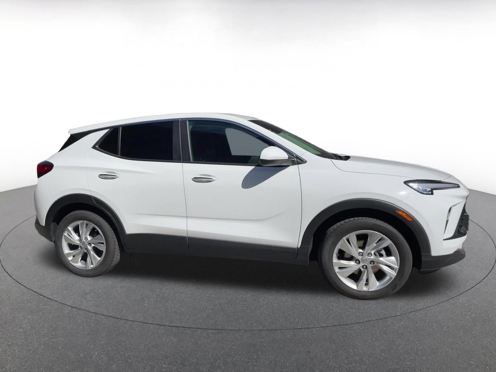 Used 2025 Buick Encore GX Preferred image 16