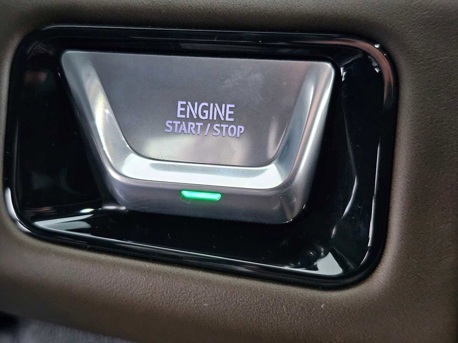 New 2026 GMC Yukon XL Denali Ultimate w/ LPO, Illumination Package image 36