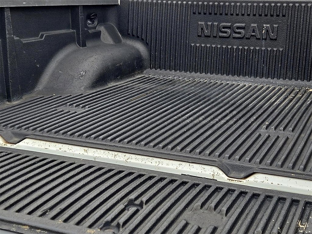 Used 2018 Nissan Frontier SV image 8