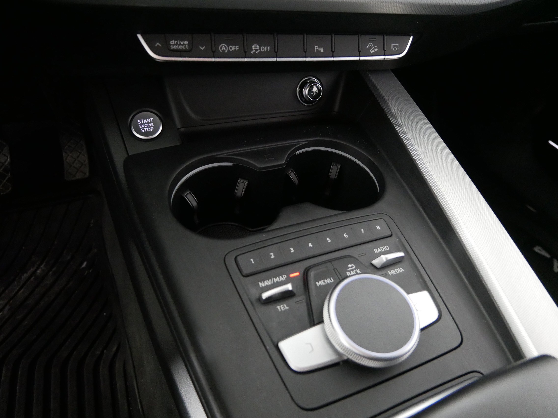 Used 2017 Audi A4 2.0T allroad Prestige image 30