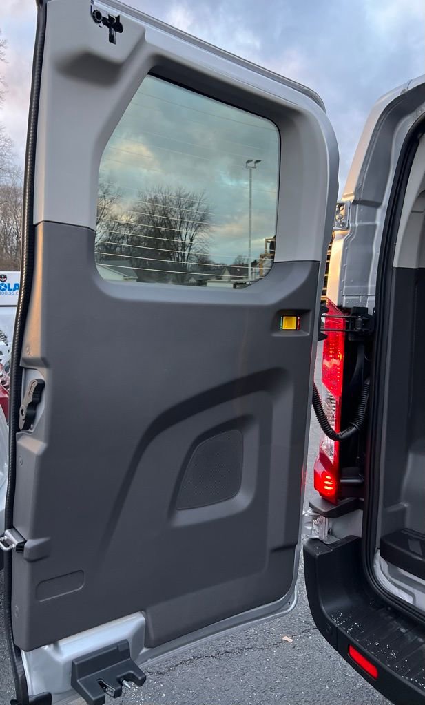 New 2026 Ford Transit 350 XL image 9