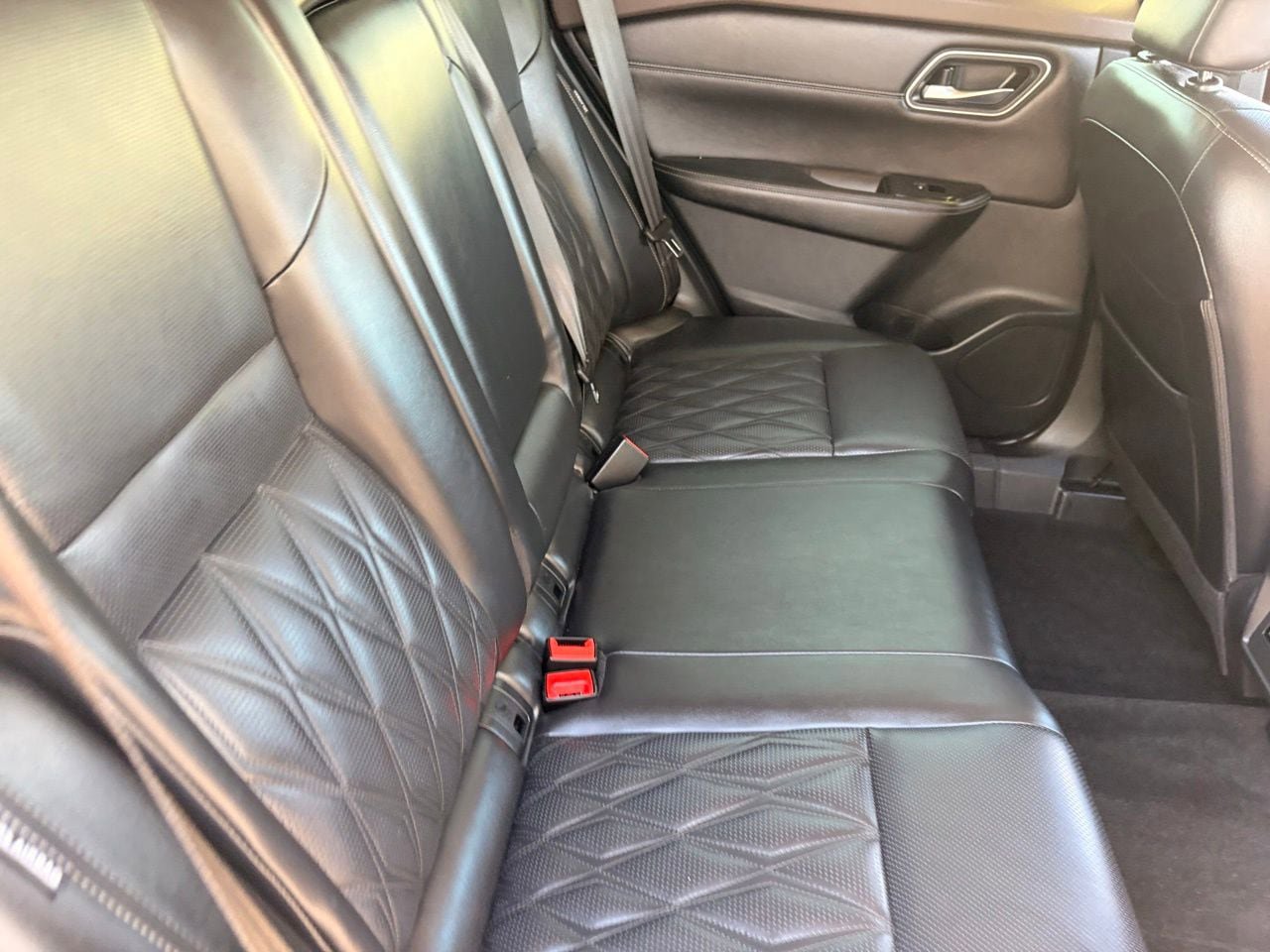 Certified 2023 Nissan Rogue Platinum w/ Platinum Premium Package FWD image 14