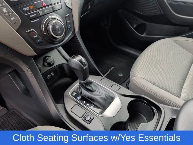 Used 2018 Hyundai Santa Fe SE image 30