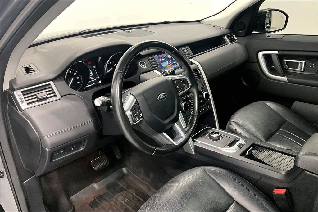 Used 2018 Land Rover Discovery Sport HSE AWD/4WD image 13