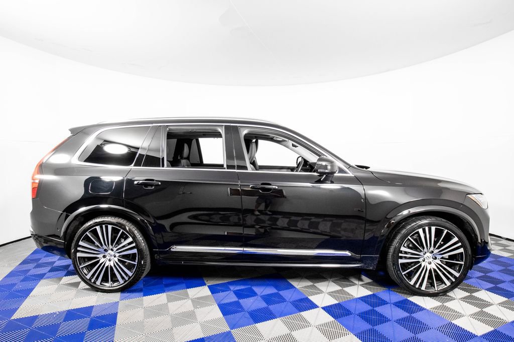 Used 2026 Volvo XC90 B6 Ultra w/ Lounge Package image 4
