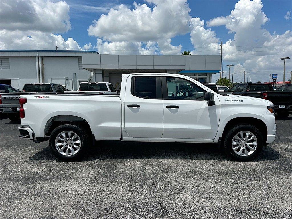 New 2026 Chevrolet Silverado 1500 Custom image 3