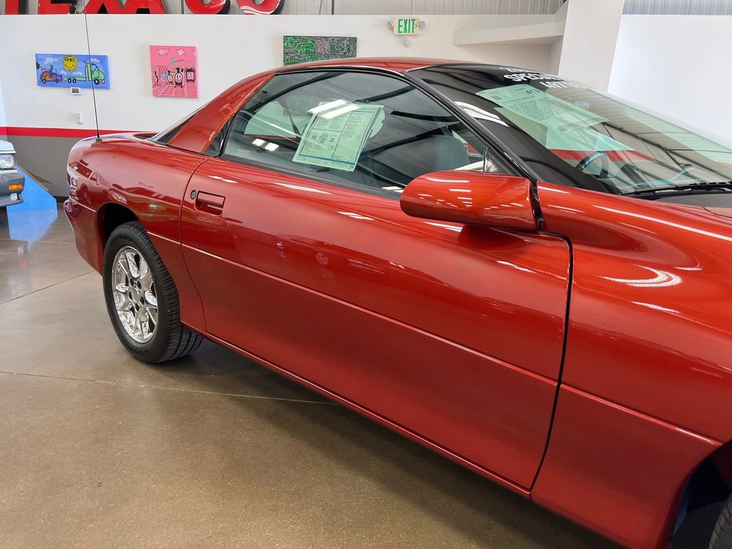 Used 2002 Chevrolet Camaro Z28 w/ Preferred Equipment Group image 73