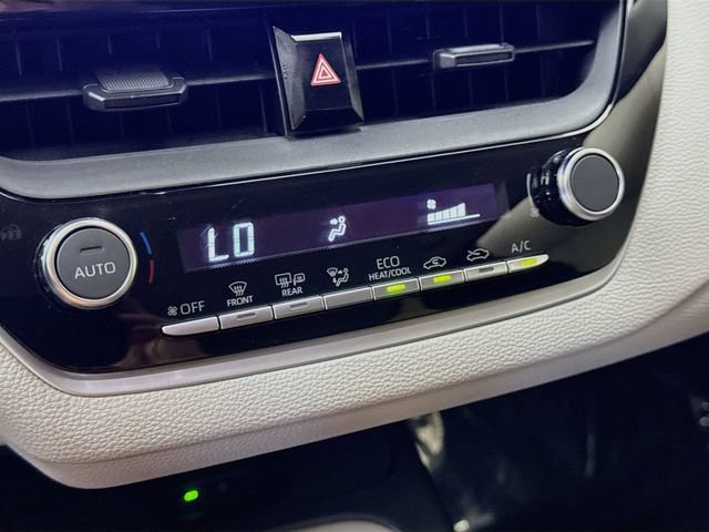 Used 2025 Toyota Corolla LE w/ LE Premium Package FWD image 16