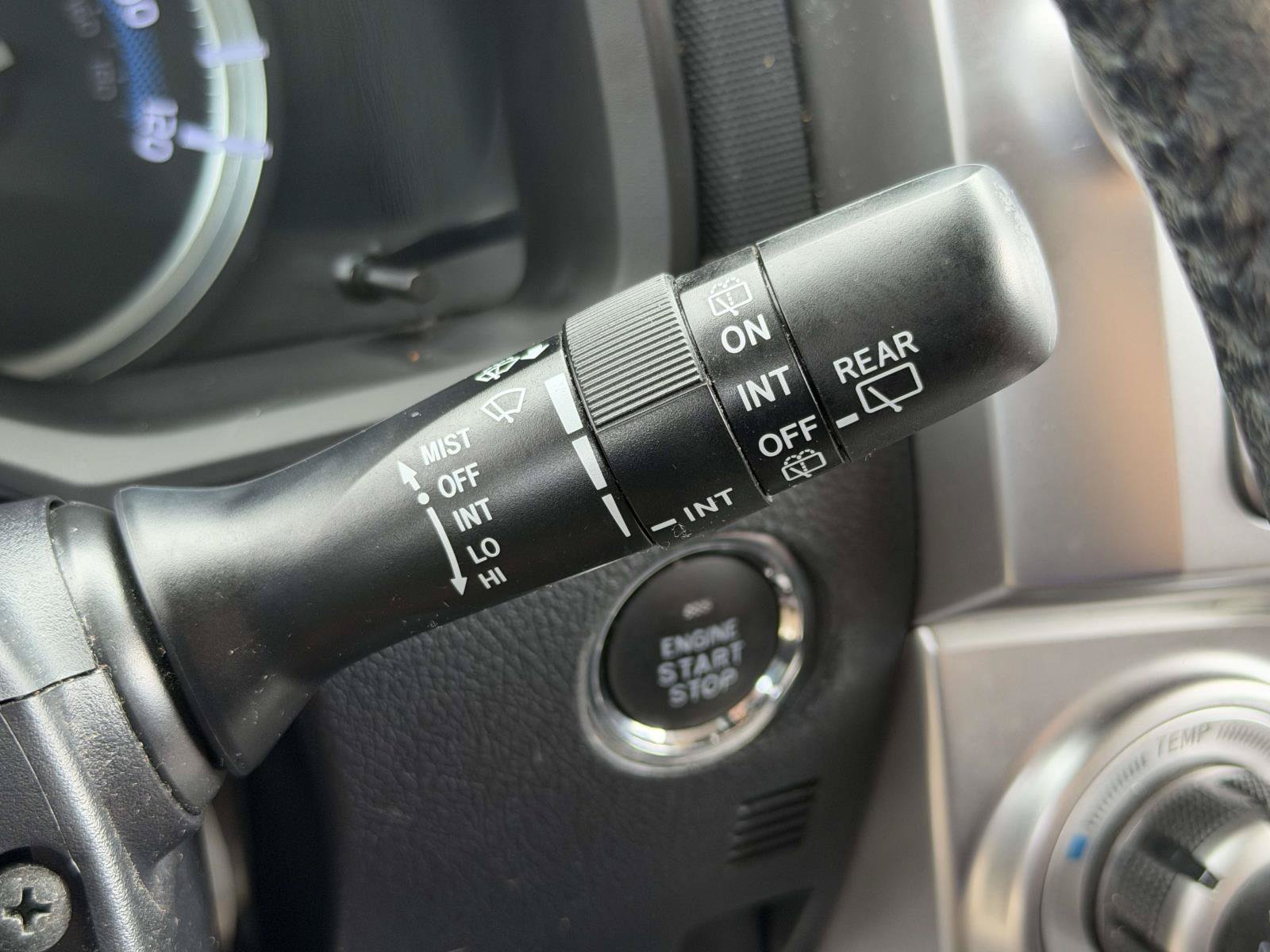 Used 2017 Toyota 4Runner Limited AWD/4WD image 18