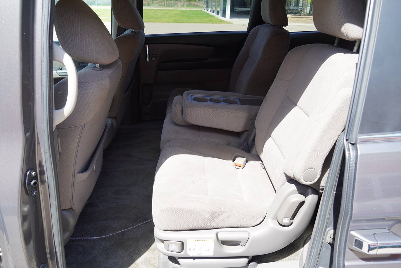 Used 2015 Honda Odyssey EX image 15