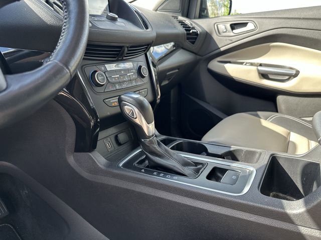Used 2019 Ford Escape SEL AWD/4WD image 22