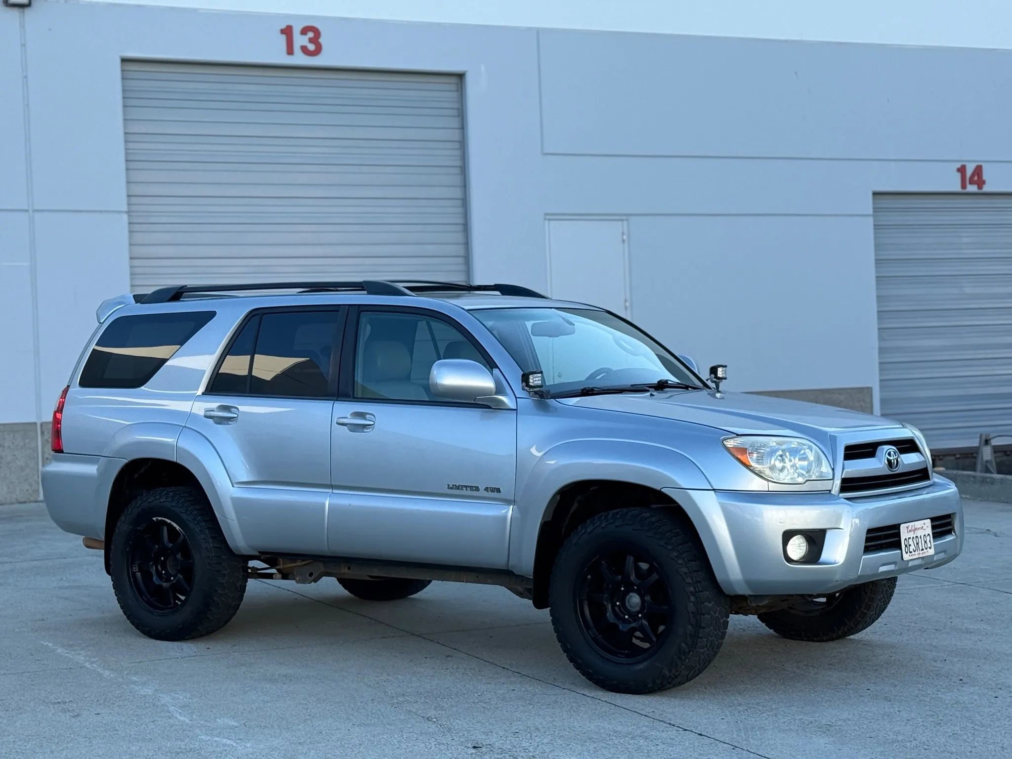 Used 2008 Toyota 4Runner Limited AWD/4WD image 4