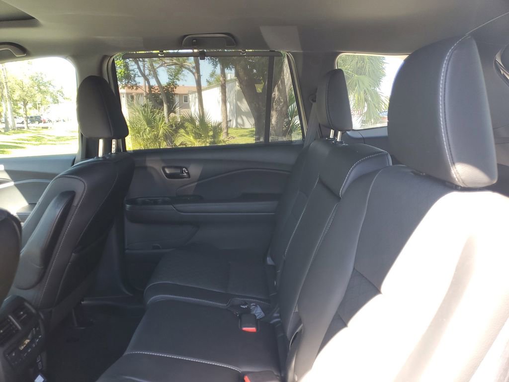 Used 2022 Honda Passport Elite image 17