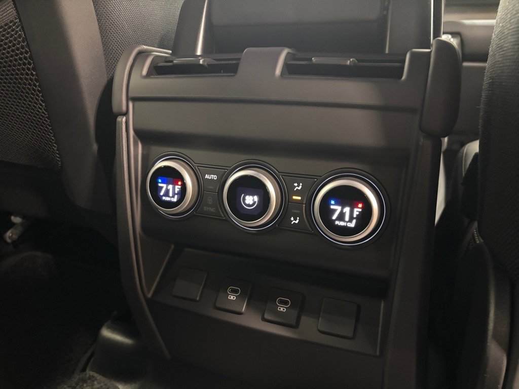 New 2025 Land Rover Defender 110 V8 image 37