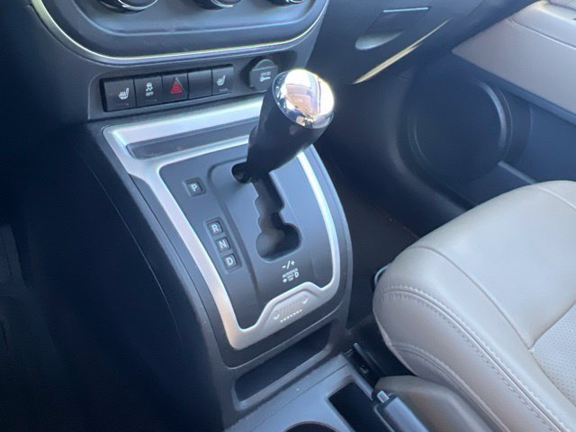 Used 2015 Jeep Compass High Altitude AWD/4WD image 18