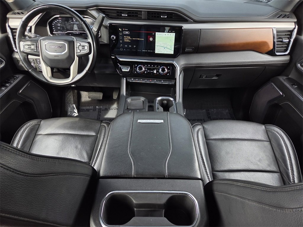 Used 2024 GMC Sierra 2500 Denali w/ Denali Reserve Package image 17
