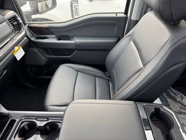 New 2026 Ford F350 Lariat w/ Black Appearance Package image 23