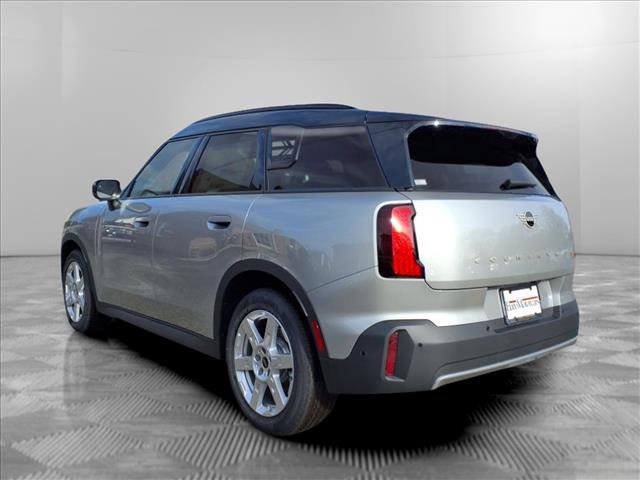 Used 2025 MINI Cooper Countryman S w/ Comfort Package Max image 3