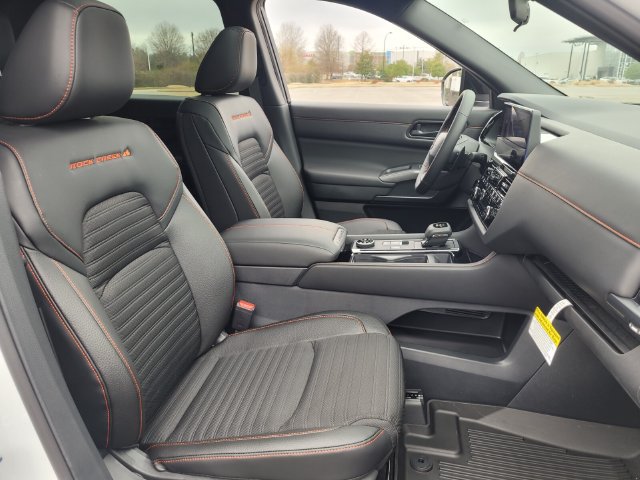 New 2026 Nissan Pathfinder Rock Creek w/ Rock Creek Premium Package AWD/4WD image 15