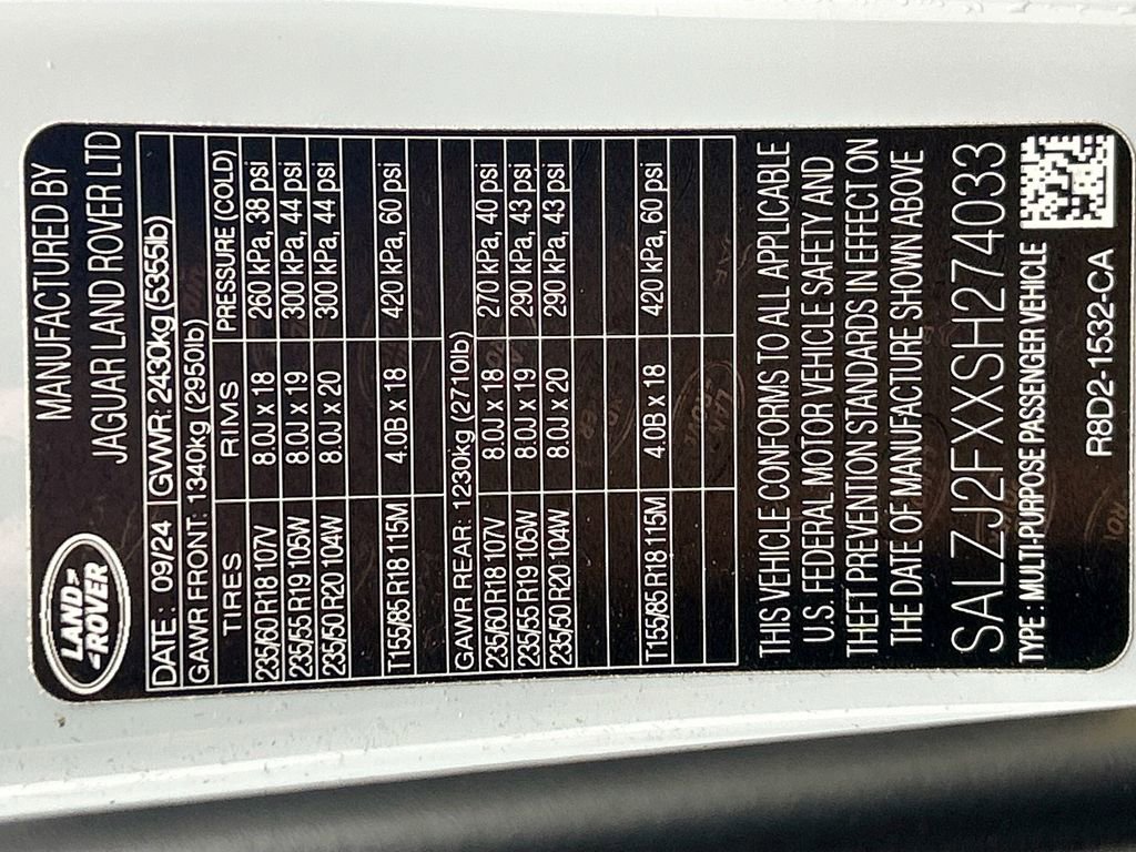 Certified 2025 Land Rover Range Rover Evoque S image 34