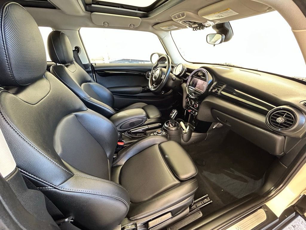 Used 2020 MINI Cooper S image 10