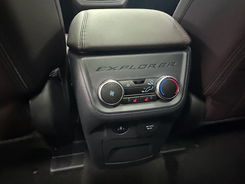 New 2026 Ford Explorer Platinum RWD image 11