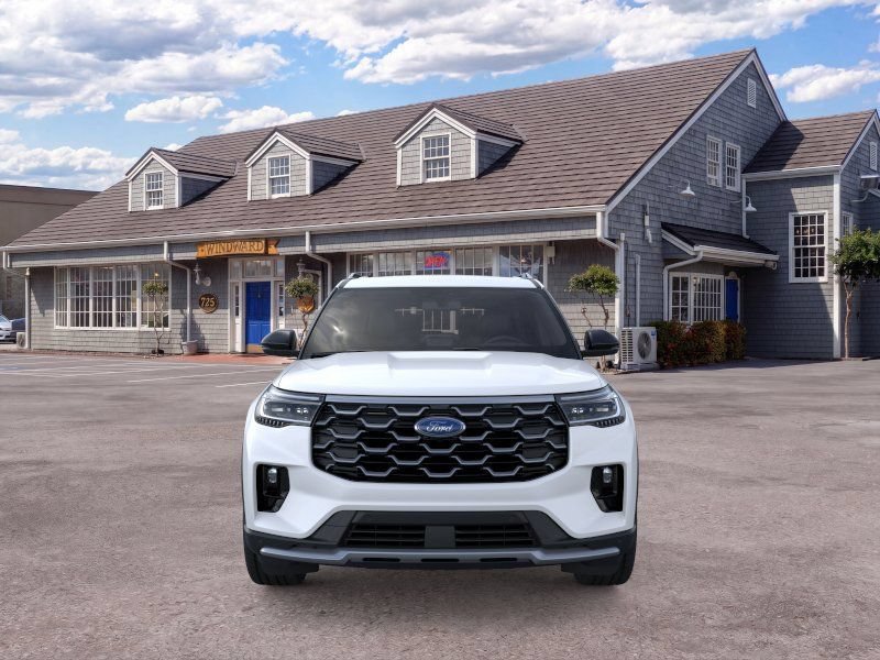 Used 2025 Ford Explorer Platinum RWD image 6