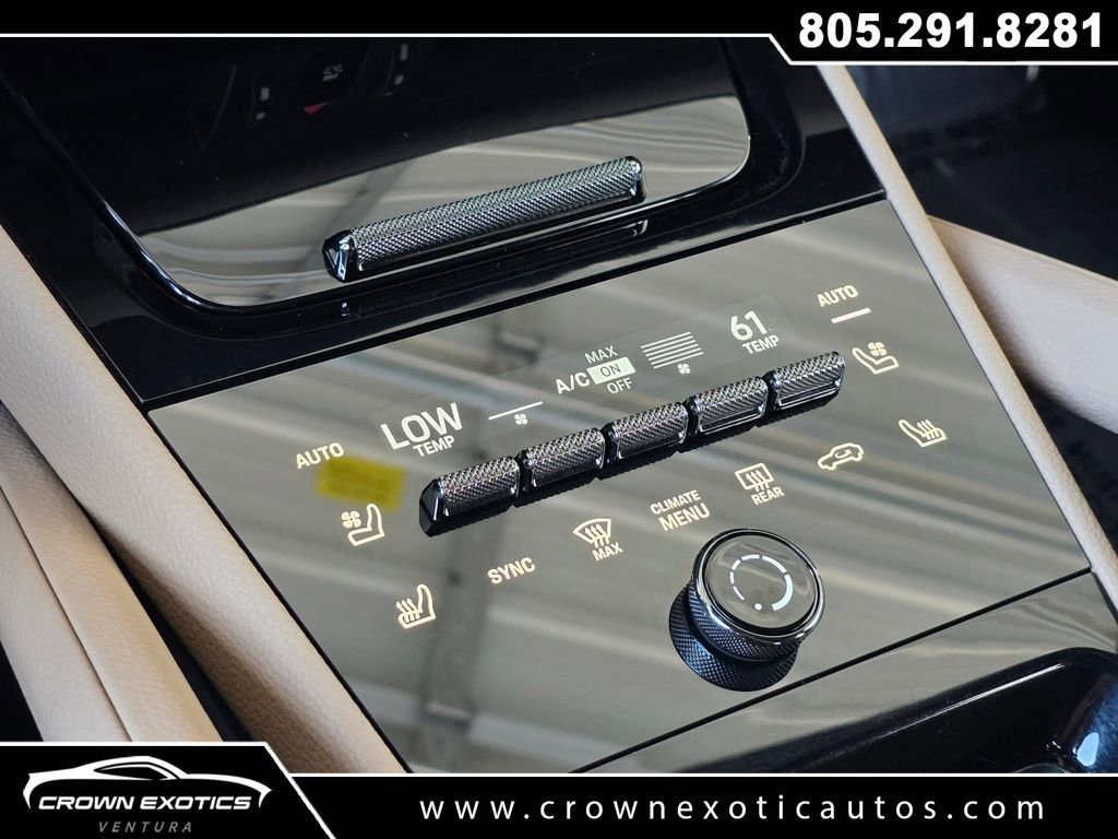 Used 2024 Porsche Cayenne image 32